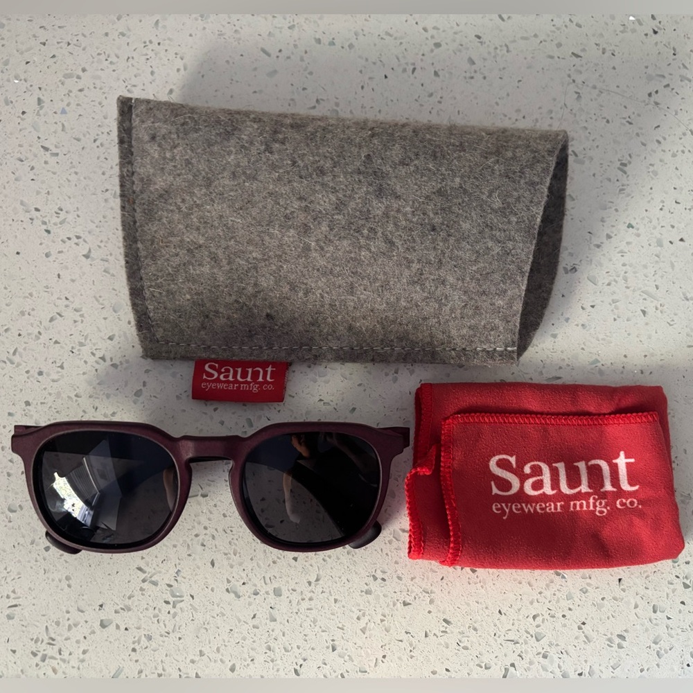 Brand new - Saunt Eyewear Sunglasses